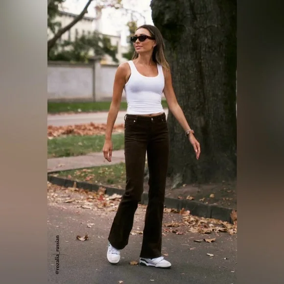 ROLLA'S Brown Cords - Picture 5 of 10